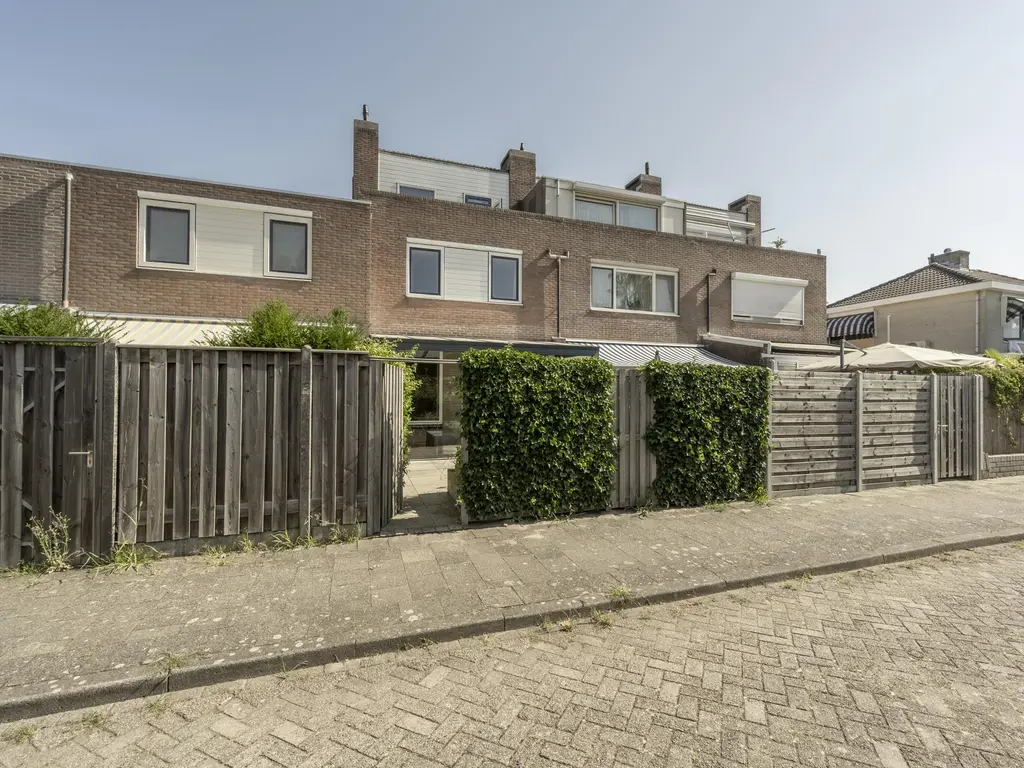 Bestevaerplein 5, Oud-Beijerland