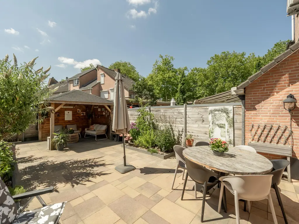 Achtersloot 6, OUD-BEIJERLAND