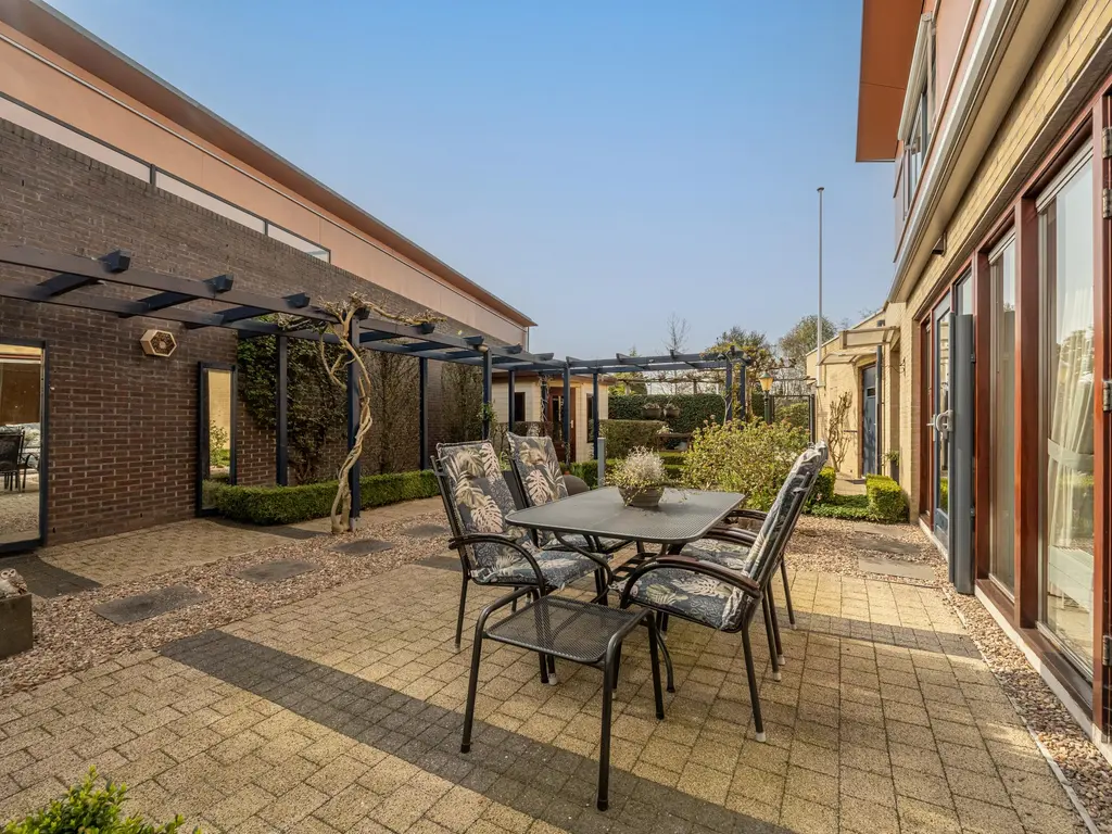 Dokter Duyvendakhof 28, OUD-BEIJERLAND