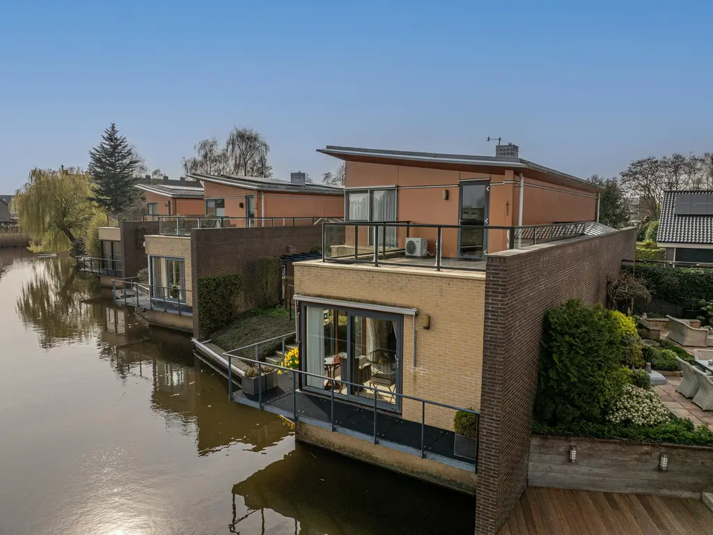 Dokter Duyvendakhof 28, OUD-BEIJERLAND