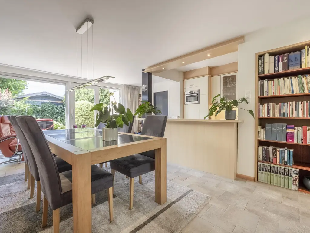 W. van Vlietstraat 1, OUD-BEIJERLAND