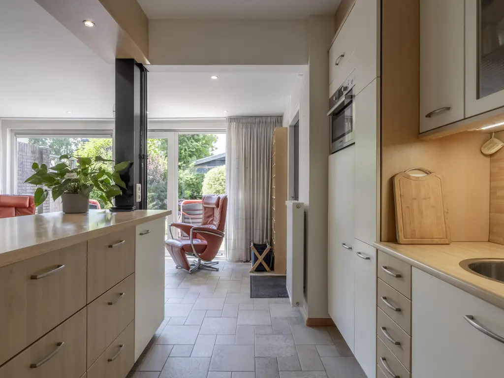 W. van Vlietstraat 1, OUD-BEIJERLAND
