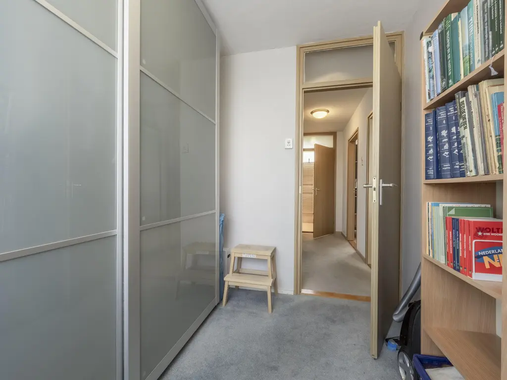W. van Vlietstraat 1, OUD-BEIJERLAND