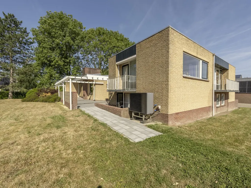 Rembrandtstraat 9A, Oud-Beijerland