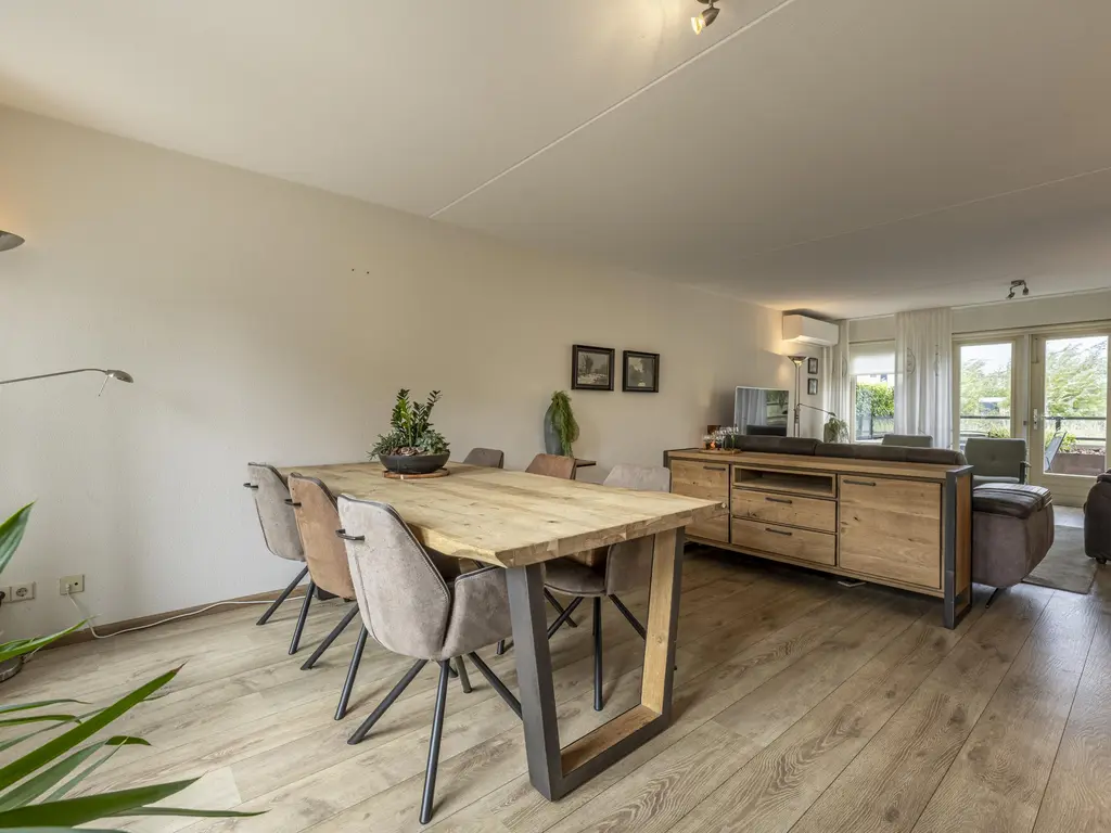 Bachlaan 188, Oud-Beijerland