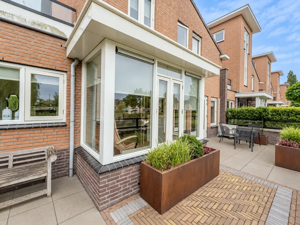 Bachlaan 188, Oud-Beijerland