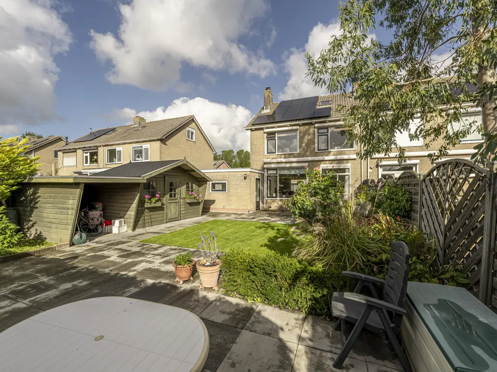 Ridder van Dorpstraat 26, Nieuw-Beijerland
