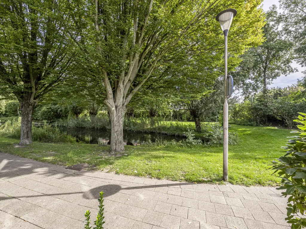 Klompenmaker 17, OUD-BEIJERLAND