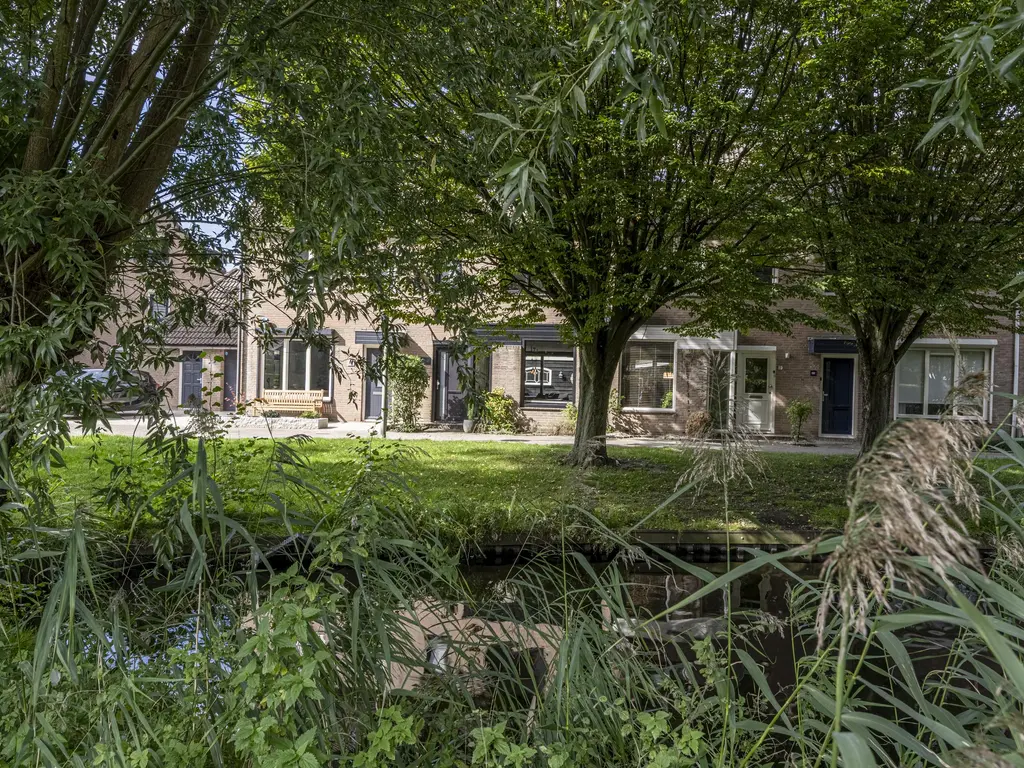 Klompenmaker 17, OUD-BEIJERLAND