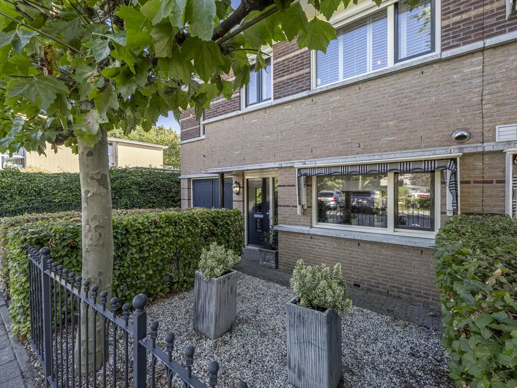 Dokter Van Dongenkade 22, OUD-BEIJERLAND