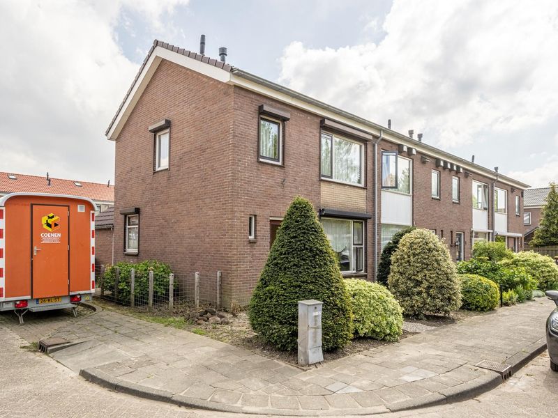 Margrietstraat 1, NIEUW-BEIJERLAND
