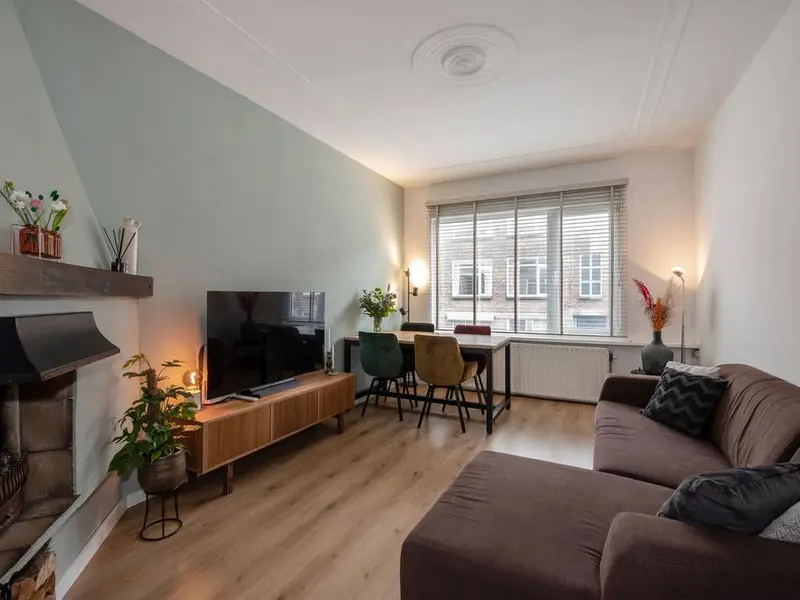 Anjelierstraat 70, Den Haag