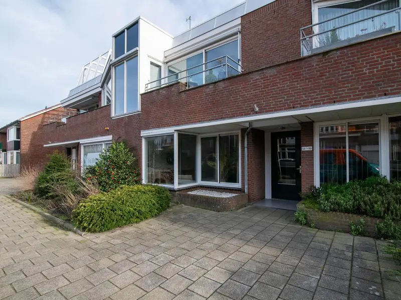 Dr. van den Brinkstraat 5B, Monster