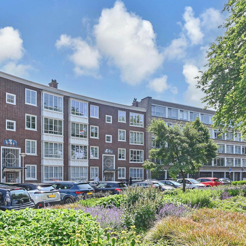 Monnickendamplein 104, 'S-GRAVENHAGE