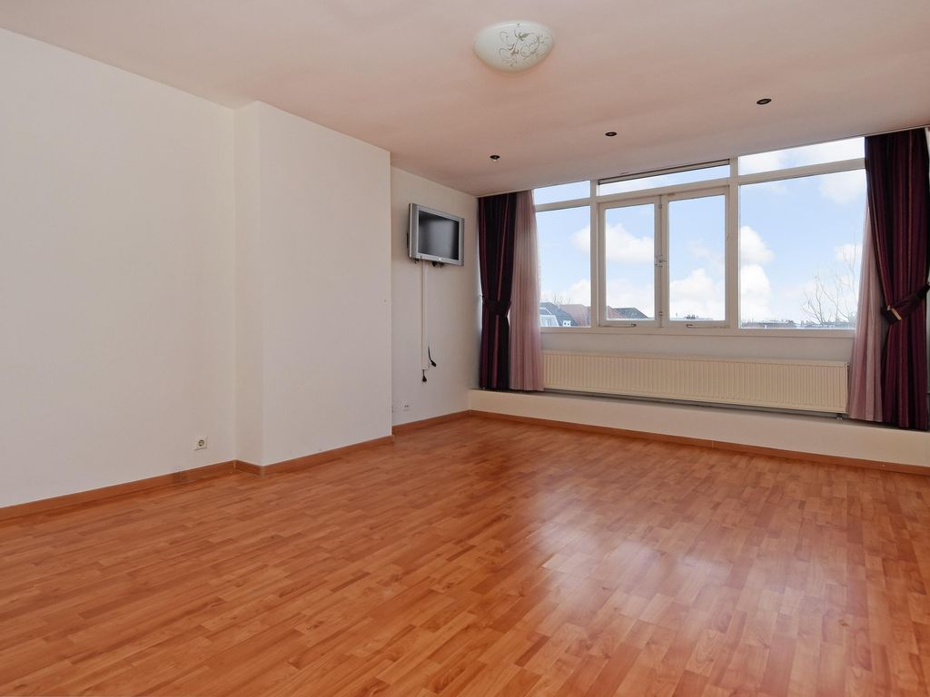 Weimarstraat 143A, 'S-GRAVENHAGE