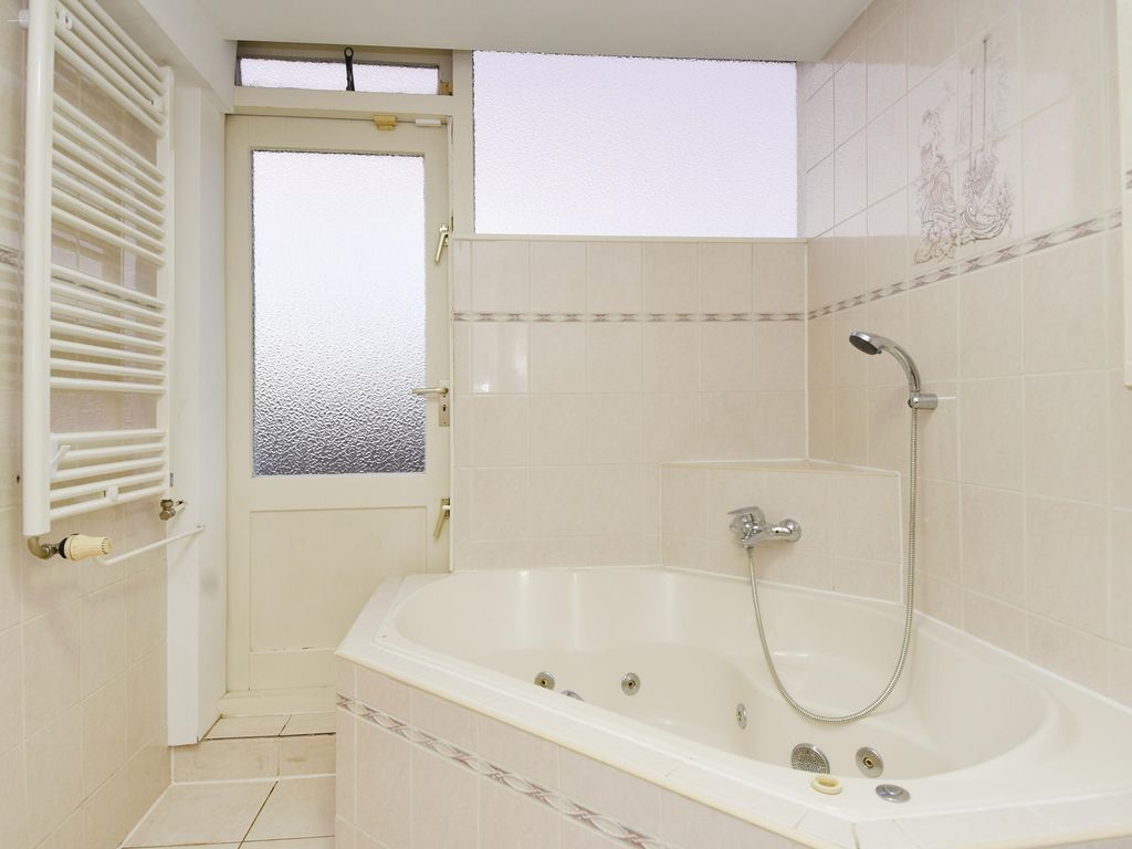 Weimarstraat 143A, 'S-GRAVENHAGE