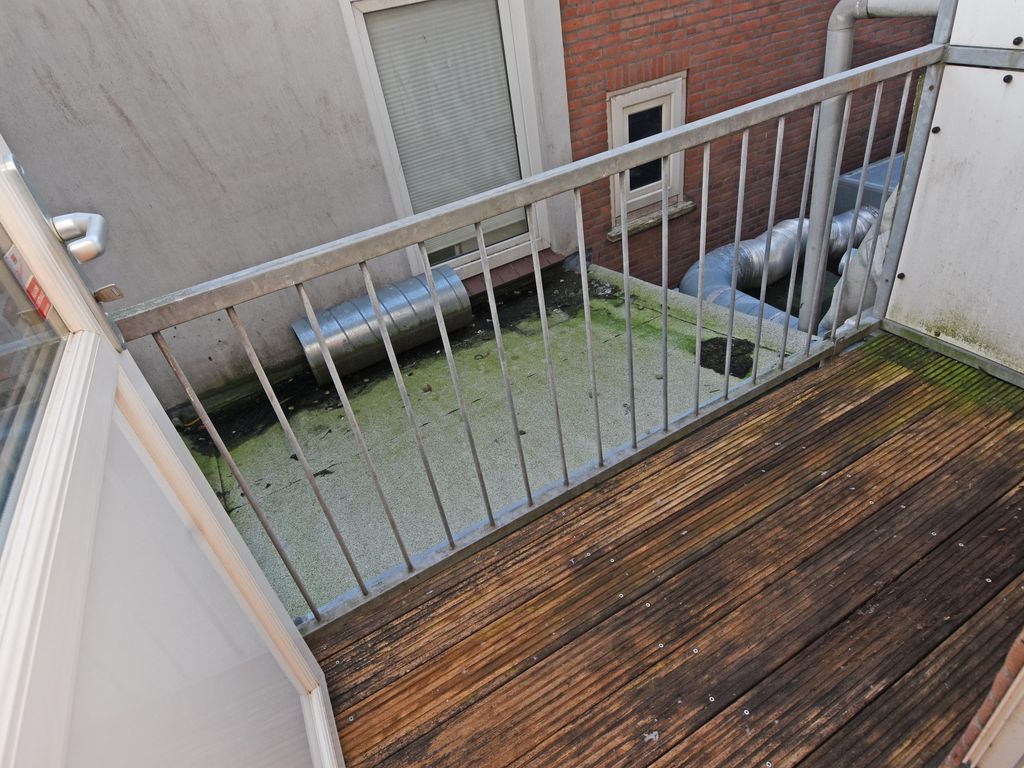 Weimarstraat 143, 'S-GRAVENHAGE