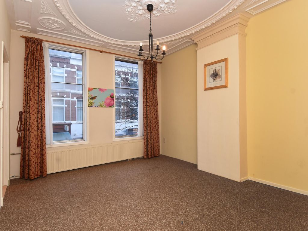 Weimarstraat 143, 'S-GRAVENHAGE