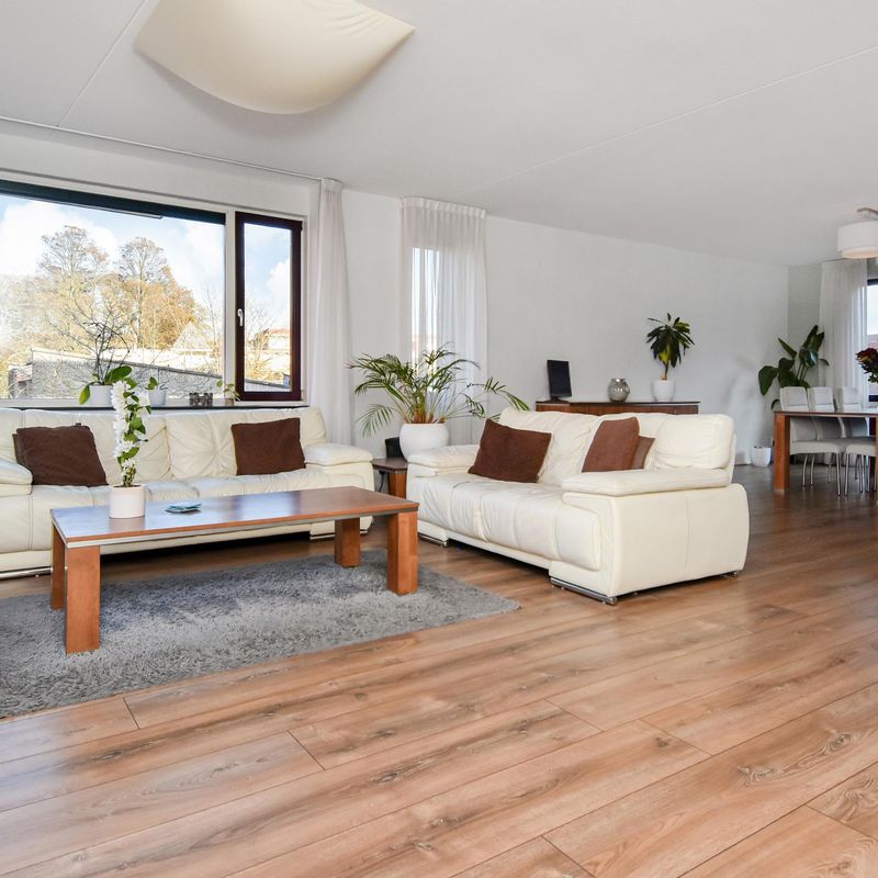 Oosterhesselenstraat 590, 'S-GRAVENHAGE