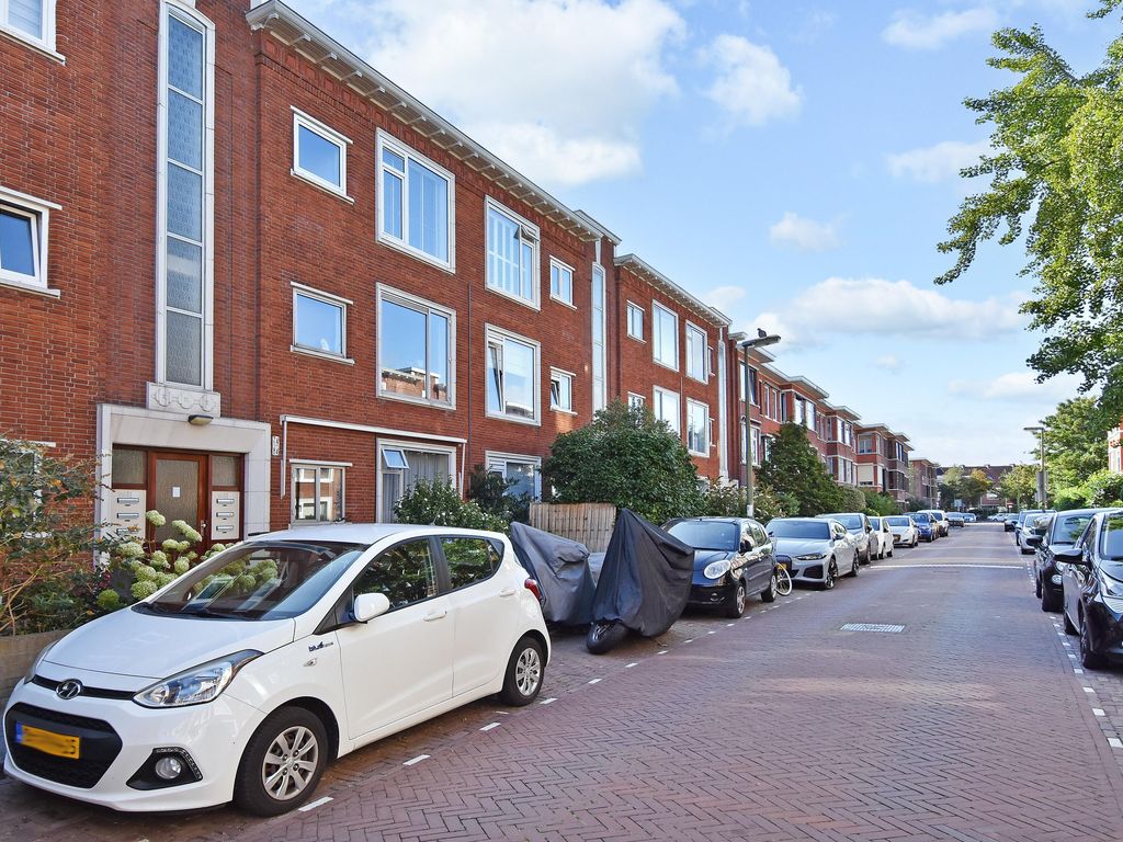 Jaarsveldstraat 84, 'S-GRAVENHAGE