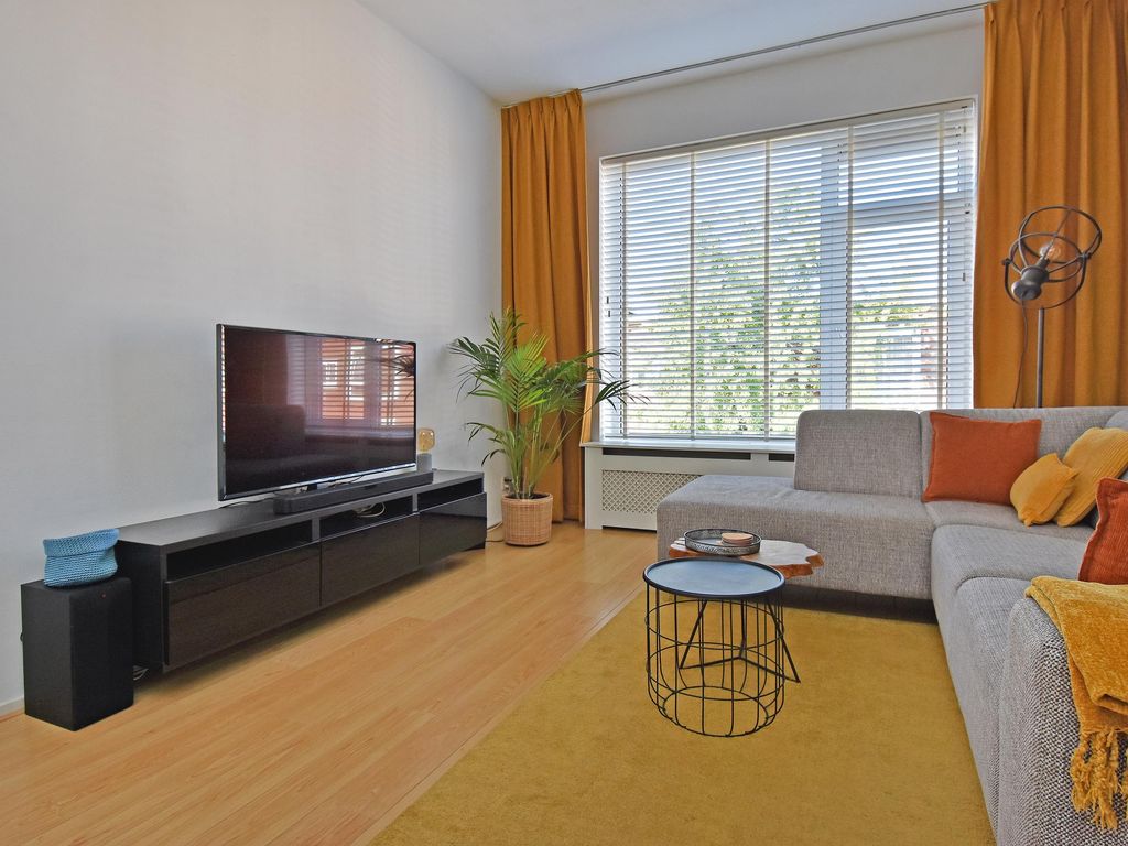 Jaarsveldstraat 84, 'S-GRAVENHAGE