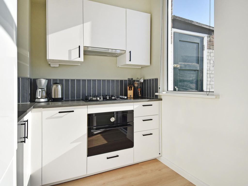 Jaarsveldstraat 84, 'S-GRAVENHAGE