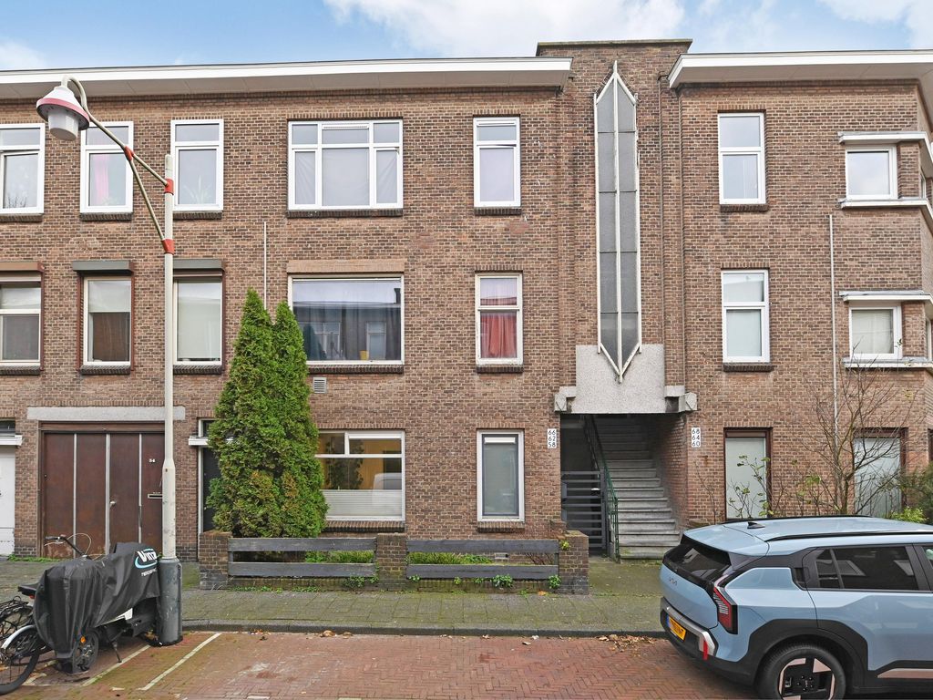 Bussumsestraat 58, 'S-GRAVENHAGE