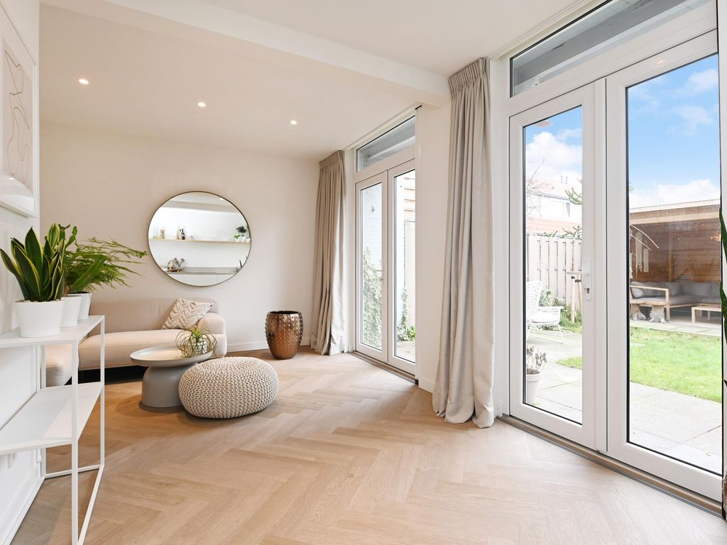 Bussumsestraat 58, 'S-GRAVENHAGE