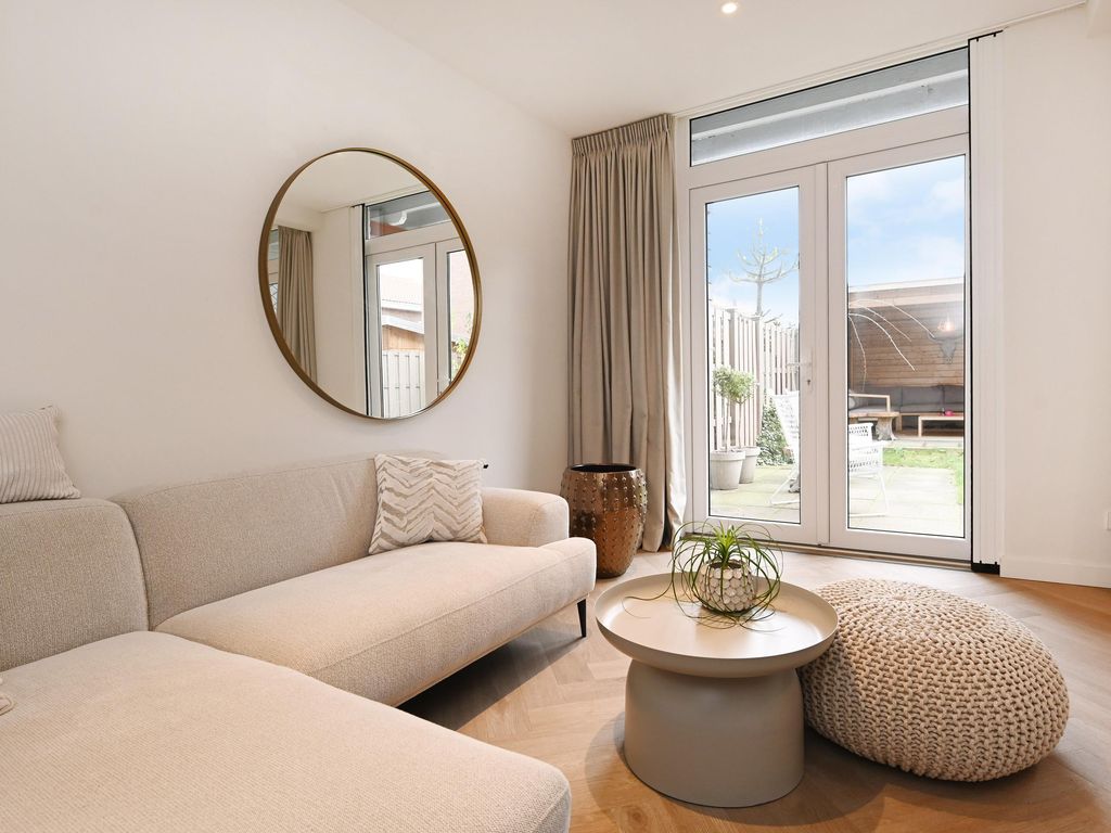 Bussumsestraat 58, 'S-GRAVENHAGE