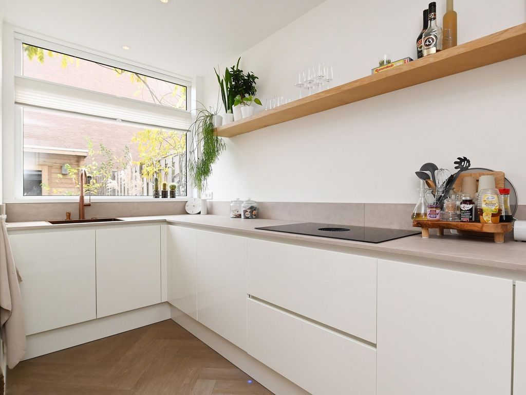 Bussumsestraat 58, 'S-GRAVENHAGE