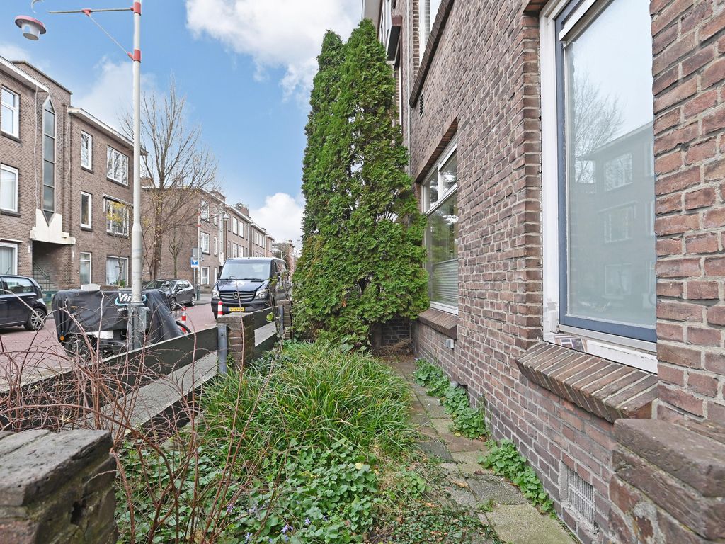 Bussumsestraat 58, 'S-GRAVENHAGE