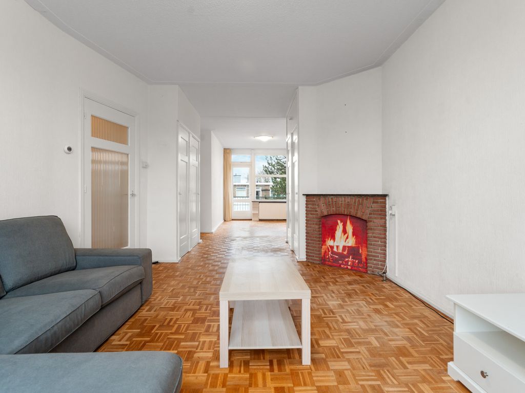 Veenendaalkade 378, 'S-GRAVENHAGE