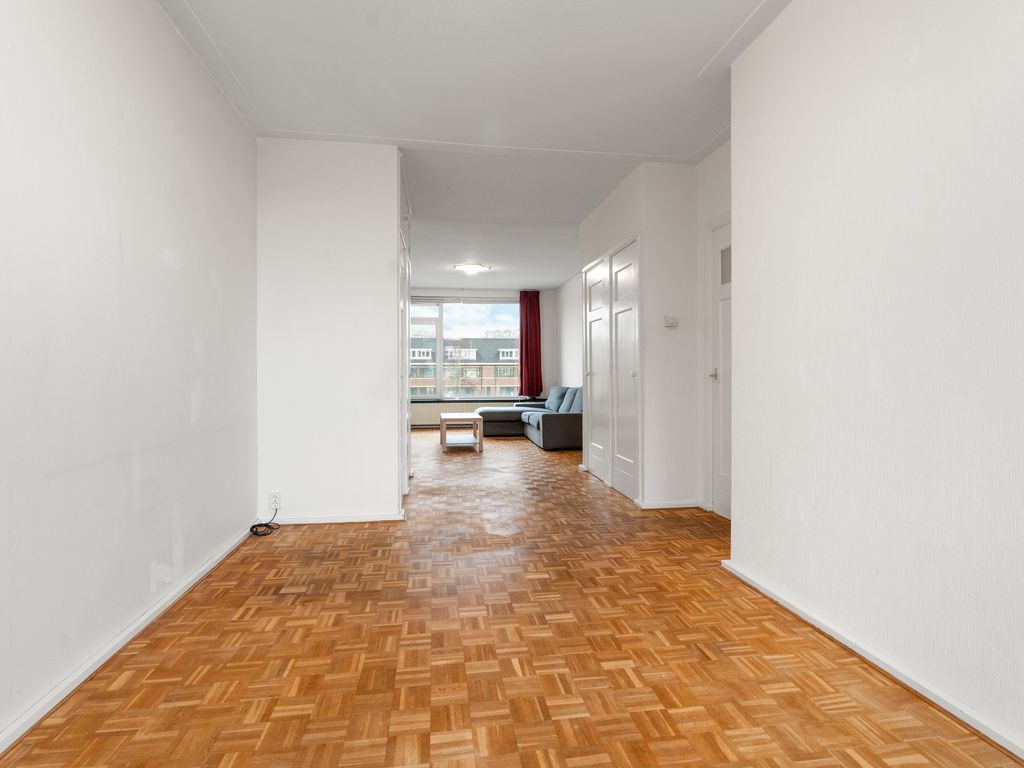 Veenendaalkade 378, 'S-GRAVENHAGE