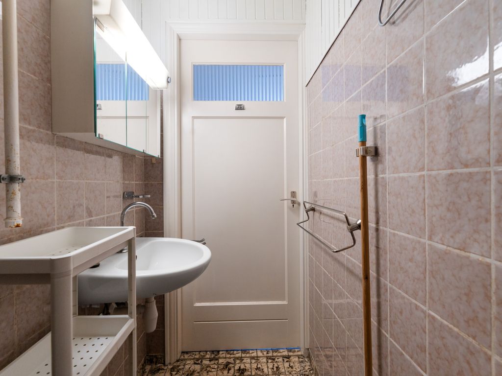 Veenendaalkade 378, 'S-GRAVENHAGE