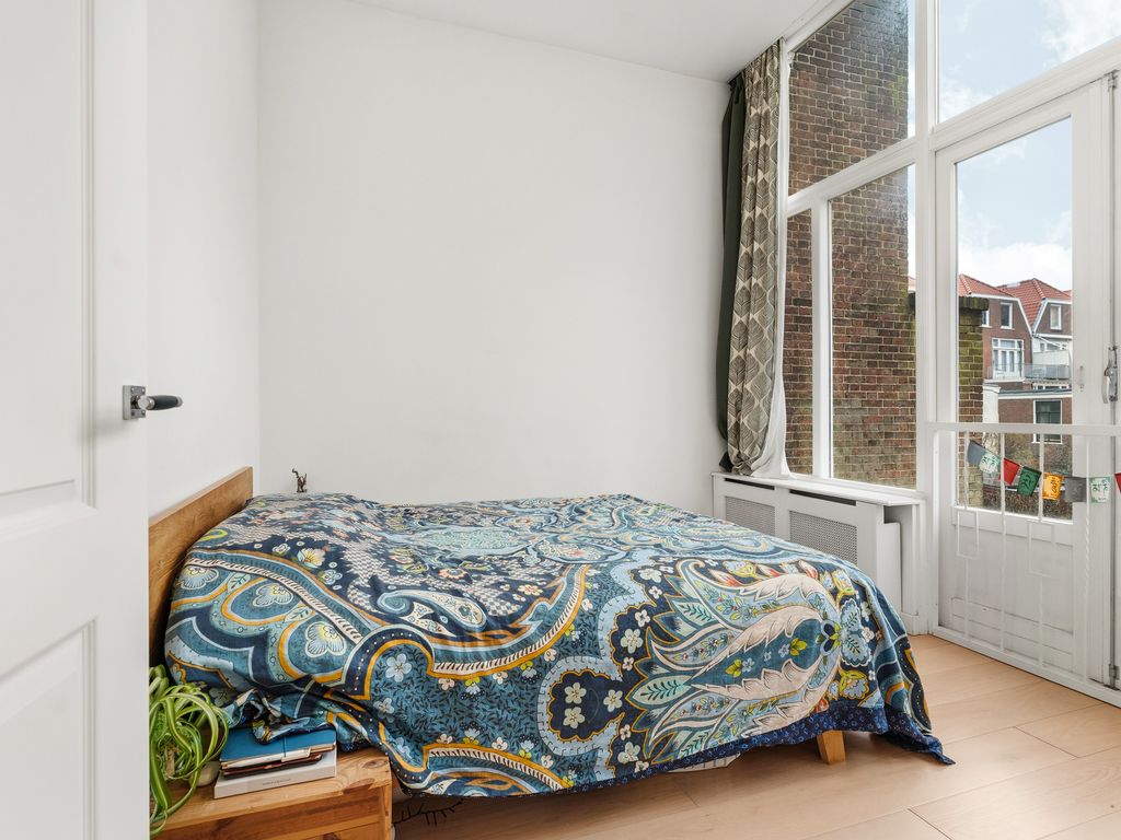 Waldeck Pyrmontkade 880, 'S-GRAVENHAGE