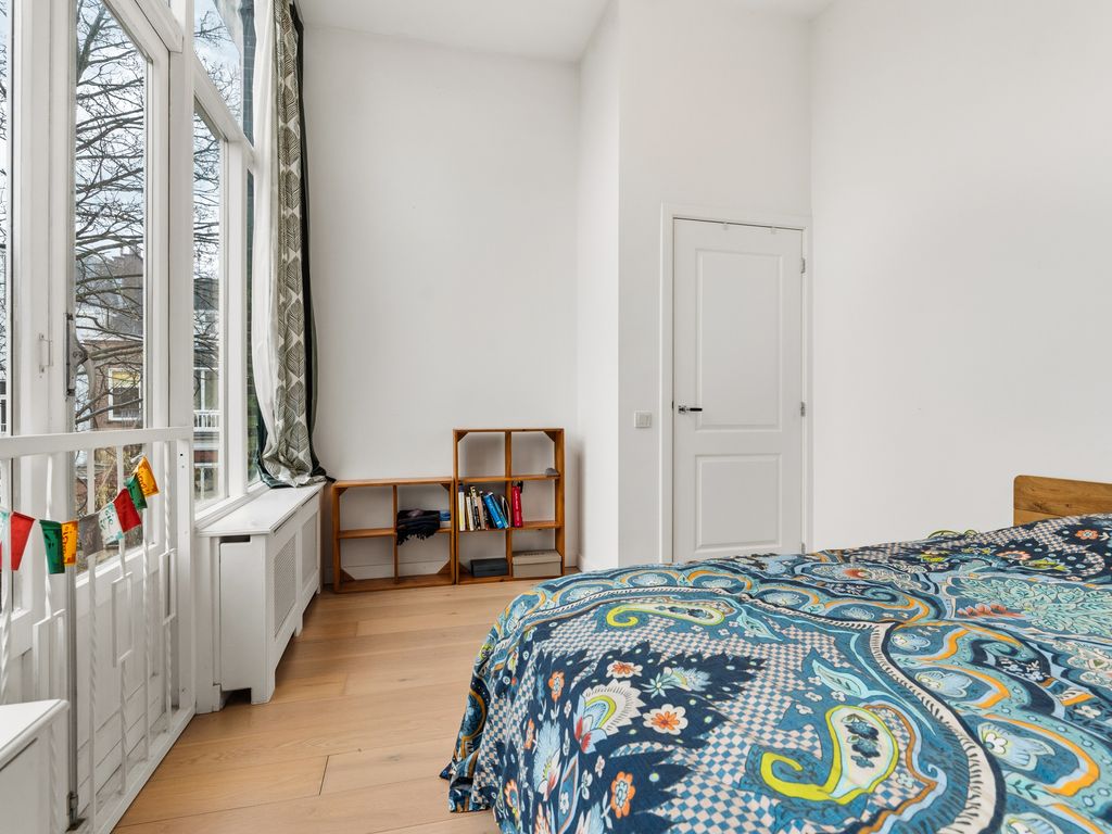 Waldeck Pyrmontkade 880, 'S-GRAVENHAGE