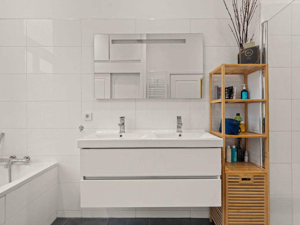 Waldeck Pyrmontkade 880, 'S-GRAVENHAGE