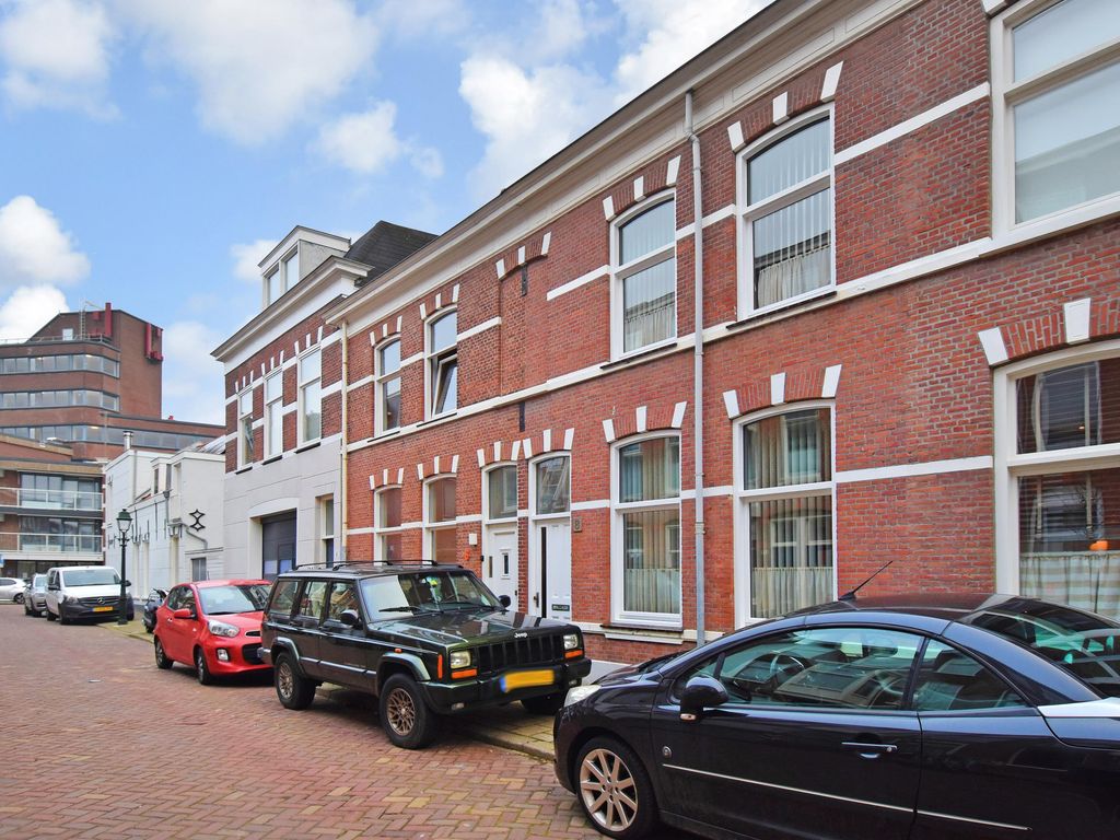 Haringstraat 8, 'S-GRAVENHAGE