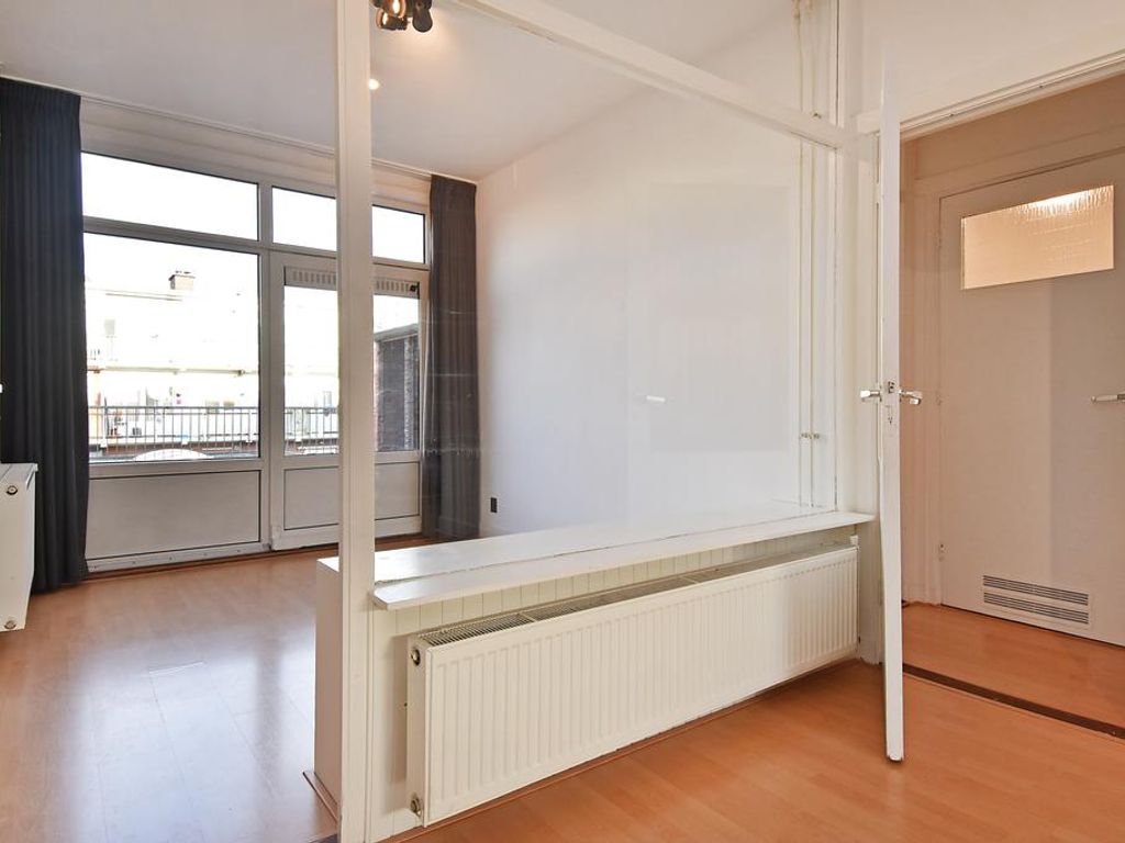 Marktweg 219, 'S-GRAVENHAGE