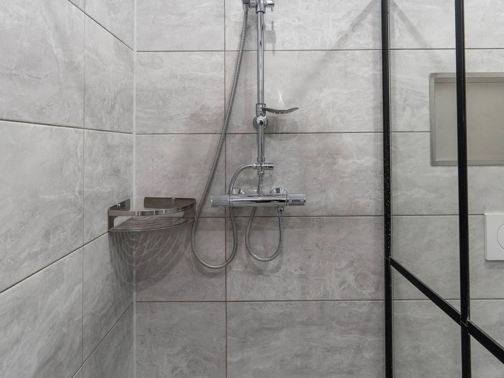 Van Loostraat 115, 'S-GRAVENHAGE