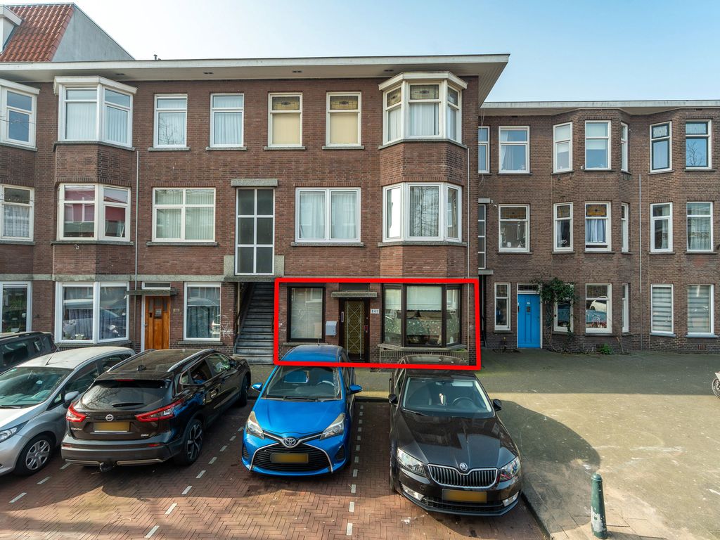 Nunspeetlaan 141, 'S-GRAVENHAGE