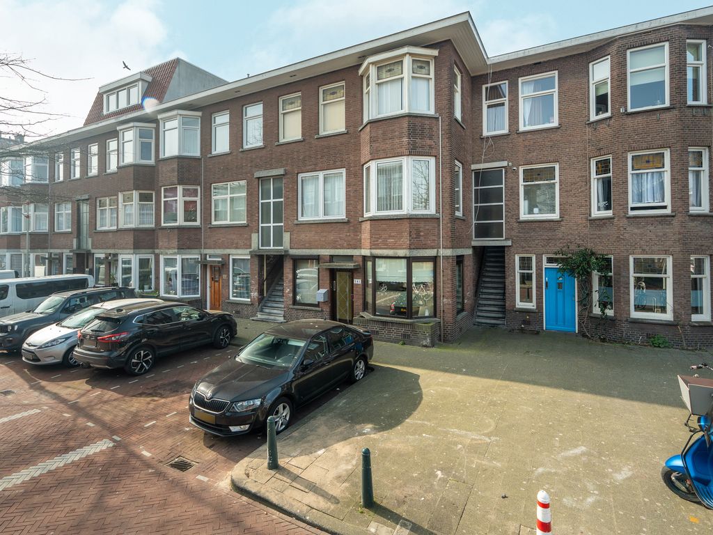 Nunspeetlaan 141, 'S-GRAVENHAGE