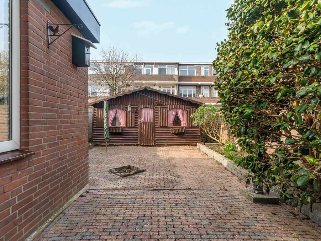 Nunspeetlaan 141, 'S-GRAVENHAGE