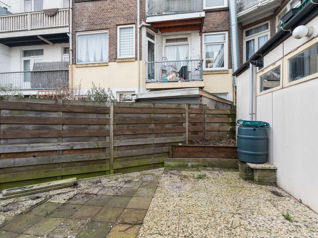 Loosduinsekade 496, 'S-GRAVENHAGE