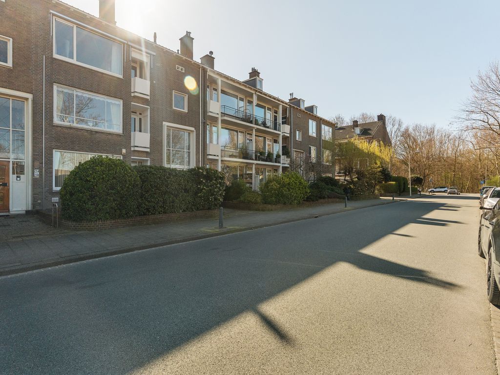 Balsemienlaan 230, 'S-GRAVENHAGE