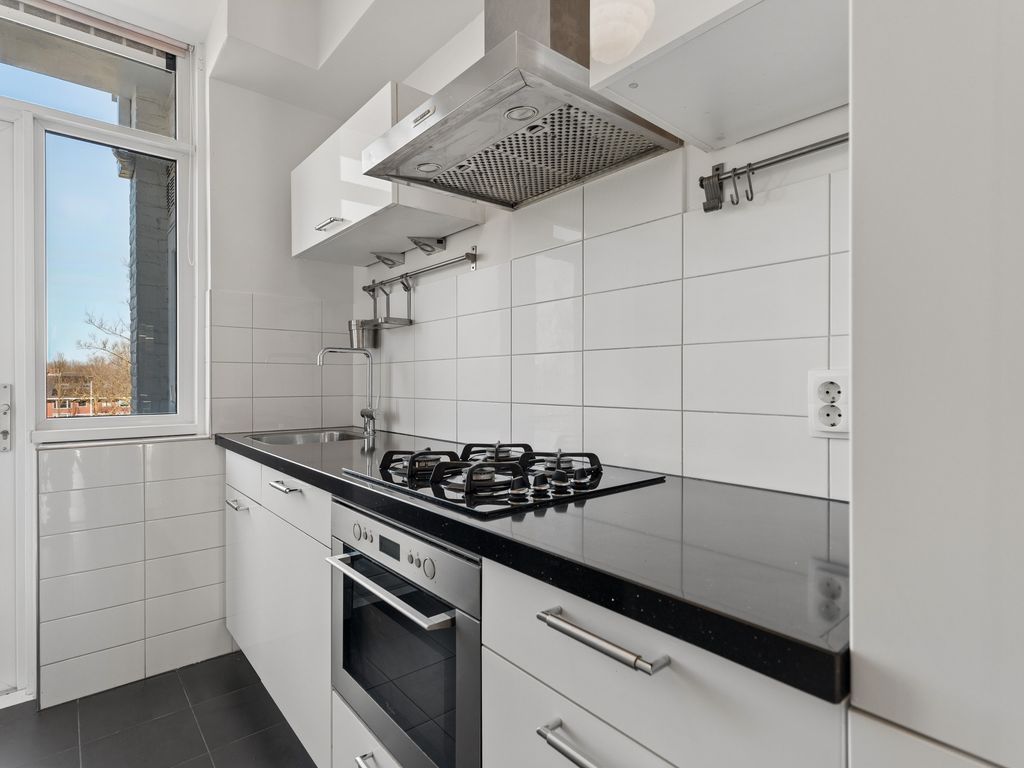 Balsemienlaan 230, 'S-GRAVENHAGE