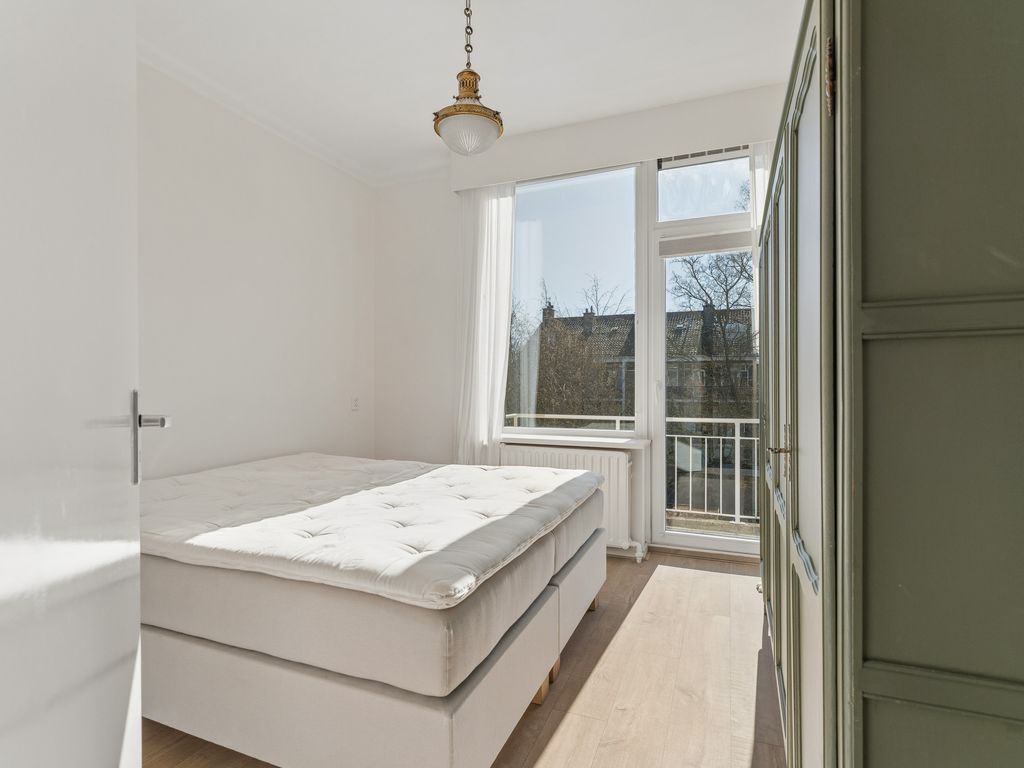 Balsemienlaan 230, 'S-GRAVENHAGE