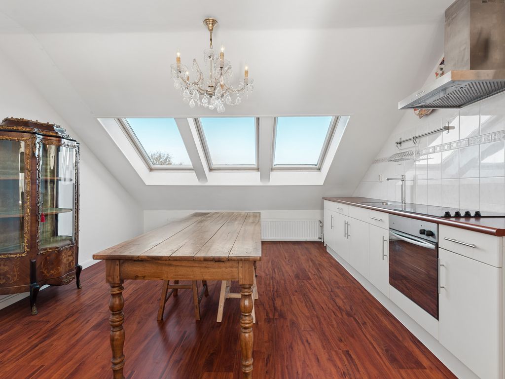 Balsemienlaan 230, 'S-GRAVENHAGE