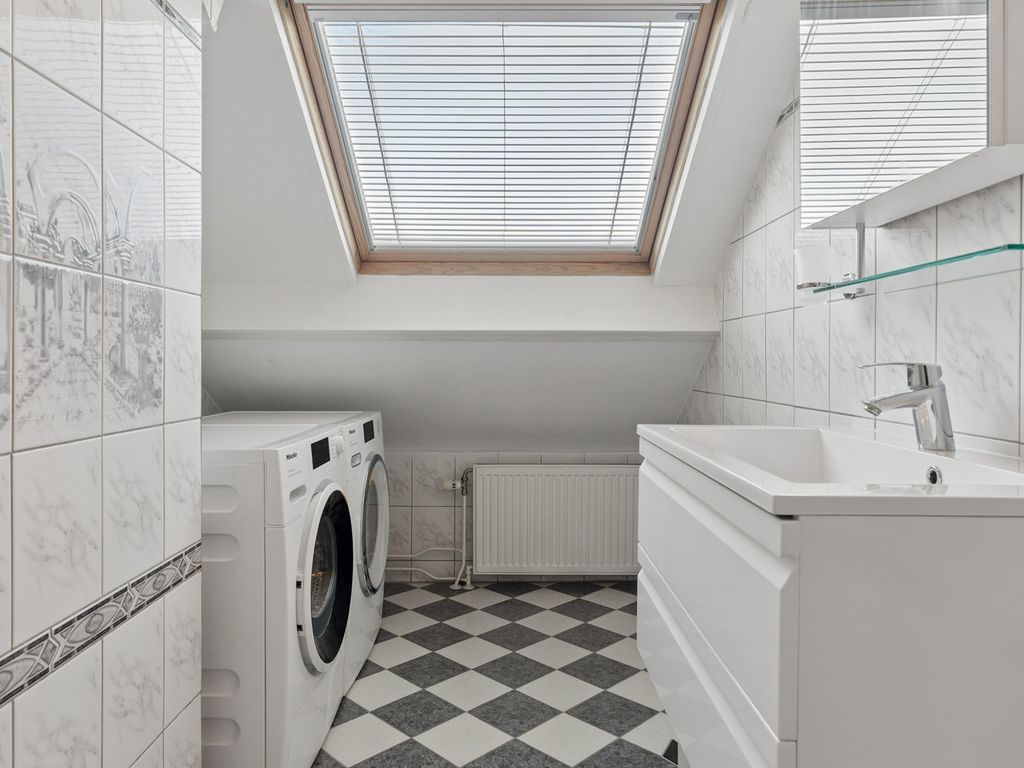 Balsemienlaan 230, 'S-GRAVENHAGE