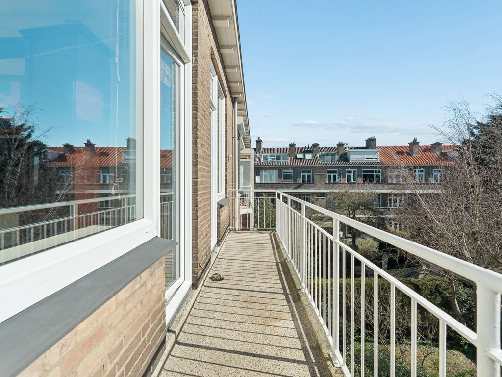 Balsemienlaan 230, 'S-GRAVENHAGE